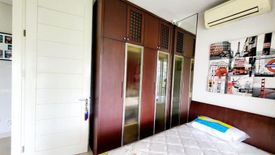 Rumah dijual dengan 3 kamar tidur di Babatan, Jawa Timur