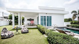 2 Bedroom House for sale in Na Kluea, Chonburi