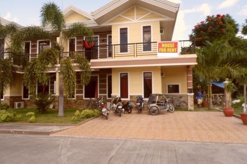 4 Bedroom House for rent in Lourdes North West, Pampanga