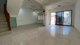 6 Bedroom House for sale in Ulu Tiram, Johor
