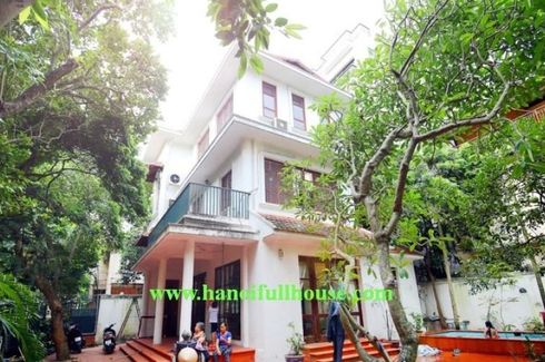 Cho thuê villa 4 phòng ngủ tại Quảng An, Quận Tây Hồ, Hà Nội