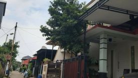 Rumah dijual dengan 3 kamar tidur di Alam Jaya, Banten