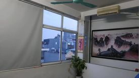 House for sale in Tho Quan, Ha Noi