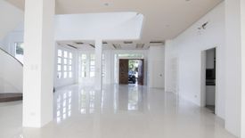 8 Bedroom House for sale in Blue Ridge Executive, Palangoy, Rizal