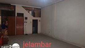 Komersial dijual dengan 5 kamar tidur di Tambora, Jakarta