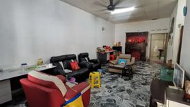 3 Bedroom House for sale in Taman Bunga Raya, Johor