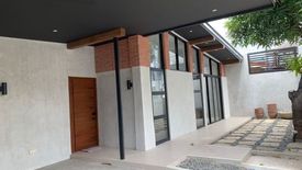 4 Bedroom House for sale in Merville, Metro Manila