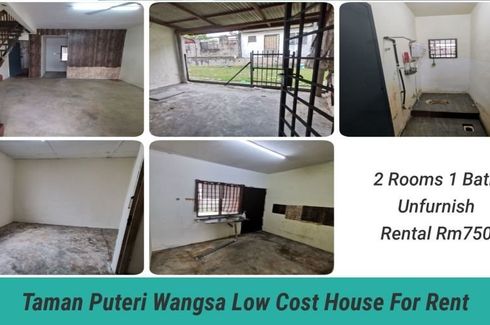 2 Bedroom House for rent in Ulu Tiram, Johor