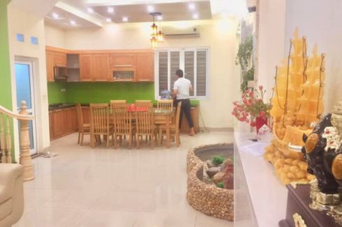 4 Bedroom House for sale in Khuong Trung, Ha Noi
