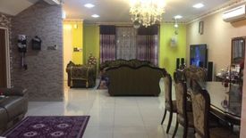 6 Bedroom House for sale in Taman Ehsan Jaya, Johor
