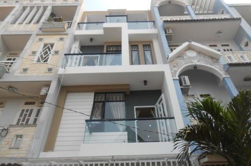 5 Bedroom Townhouse for sale in Phuong 3, Ho Chi Minh