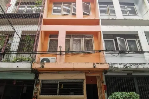 3 Bedroom Townhouse for rent in Bang Chak, Bangkok near BTS Punnawithi