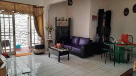 Rumah dijual dengan 3 kamar tidur di Alam Jaya, Banten