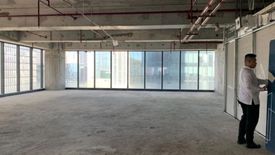 Commercial for Sale or Rent in High Street South Block, Pinagsama, Metro Manila