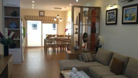 6 Bedroom House for sale in Nga Tu So, Ha Noi