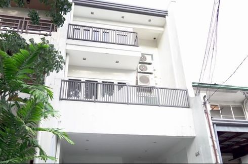 4 Bedroom House for sale in Bel-Air, Metro Manila near MRT-3 Guadalupe