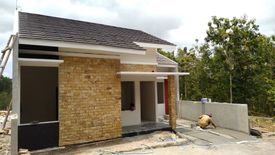 Rumah dijual dengan 3 kamar tidur di Argodadi, Yogyakarta