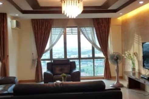 4 Bedroom Condo for rent in Taman Molek, Johor