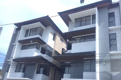 5 Bedroom Townhouse for sale in Laging Handa, Metro Manila