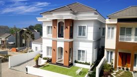 Townhouse dijual dengan 7 kamar tidur di Batujajar Barat, Jawa Barat