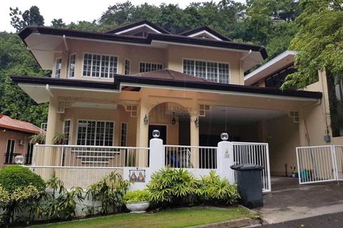 6 Bedroom House for sale in Banilad, Cebu