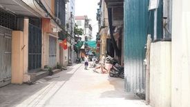 Commercial for sale in Thach Ban, Ha Noi