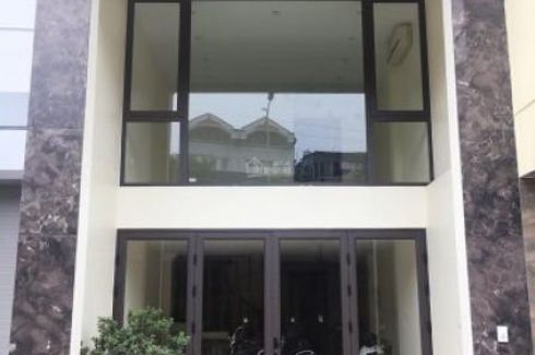 2 Bedroom Townhouse for rent in Bach Dang, Ha Noi