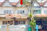 Townhouse for sale in Phanom Sarakham, Chachoengsao