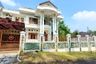 Rumah dijual dengan 6 kamar tidur di Cilendek Timur, Jawa Barat