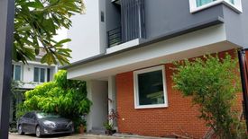 3 Bedroom House for sale in Phlapphla, Bangkok near MRT Ramkhamhaeng