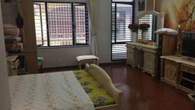 5 Bedroom House for sale in Lieu Giai, Ha Noi