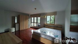 ให้เช่าคอนโด ซัน พาเลซ คอนโดมิเนียม 2 ห้องนอน ใน บางกะปิ, ห้วยขวาง ใกล้ MRT ศูนย์วัฒนธรรมแห่งประเทศไทย