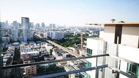 2 Bedroom Condo for rent in The Room Sukhumvit 62, Bang Chak, Bangkok near BTS Punnawithi