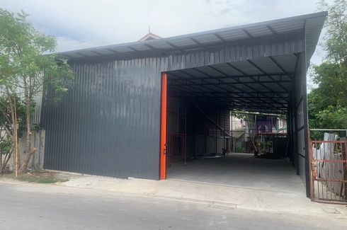 Warehouse / Factory for rent in Khlong Chan, Bangkok near MRT Bang Kapi