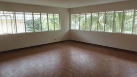 4 Bedroom House for rent in Dasmariñas North, Metro Manila near MRT-3 Ayala