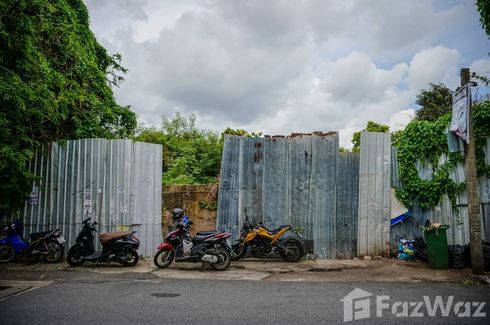 Land for sale in Phra Khanong Nuea, Bangkok near BTS Ekkamai