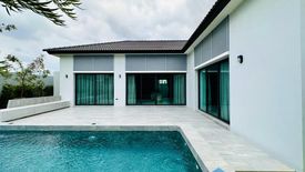 3 Bedroom Villa for sale in Panalee Banna Village, Huai Yai, Chonburi