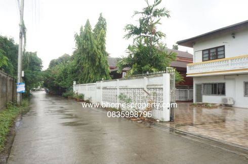4 Bedroom House for sale in Tha Raeng, Bangkok
