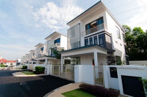 6 Bedroom House for sale in Seremban, Negeri Sembilan