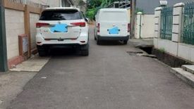 Tanah dijual dengan  di Pondok Kelapa, Jakarta