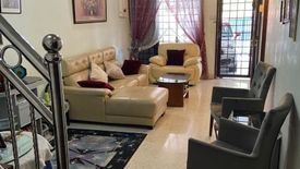 3 Bedroom House for sale in Taman Molek, Johor