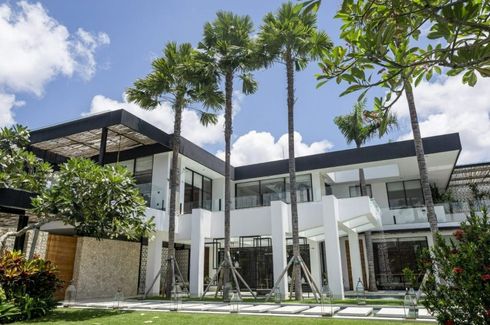 Villa dijual dengan 5 kamar tidur di Canggu, Bali
