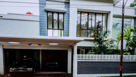 Townhouse disewa dengan 4 kamar tidur di Cilandak Timur, Jakarta