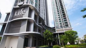 2 Bedroom Condo for sale in Life Ratchadapisek, Huai Khwang, Bangkok near MRT Huai Khwang