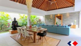 Villa disewa dengan 4 kamar tidur di Kerobokan, Bali