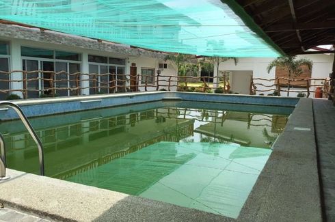 10 Bedroom Villa for sale in Balitoc, Batangas