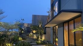 Rumah dijual dengan 4 kamar tidur di Alam Jaya, Banten