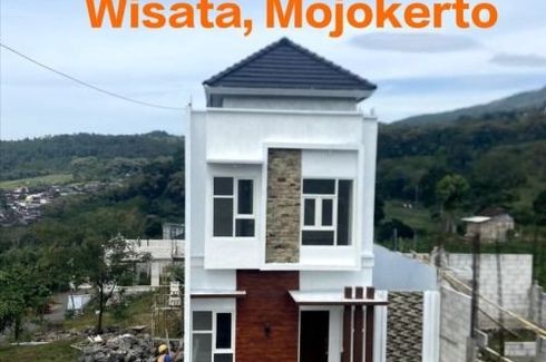 Villa dijual dengan 2 kamar tidur di Pacet, Jawa Timur