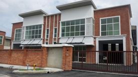 Warehouse / Factory for Sale or Rent in Serendah, Selangor