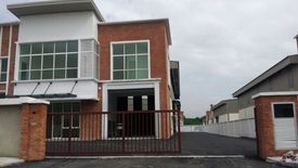 Warehouse / Factory for Sale or Rent in Serendah, Selangor